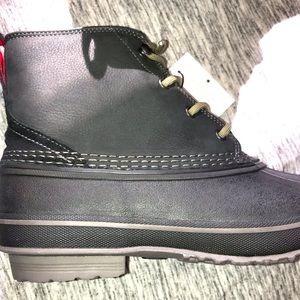 Ugg’s waterproof Black Duck boots